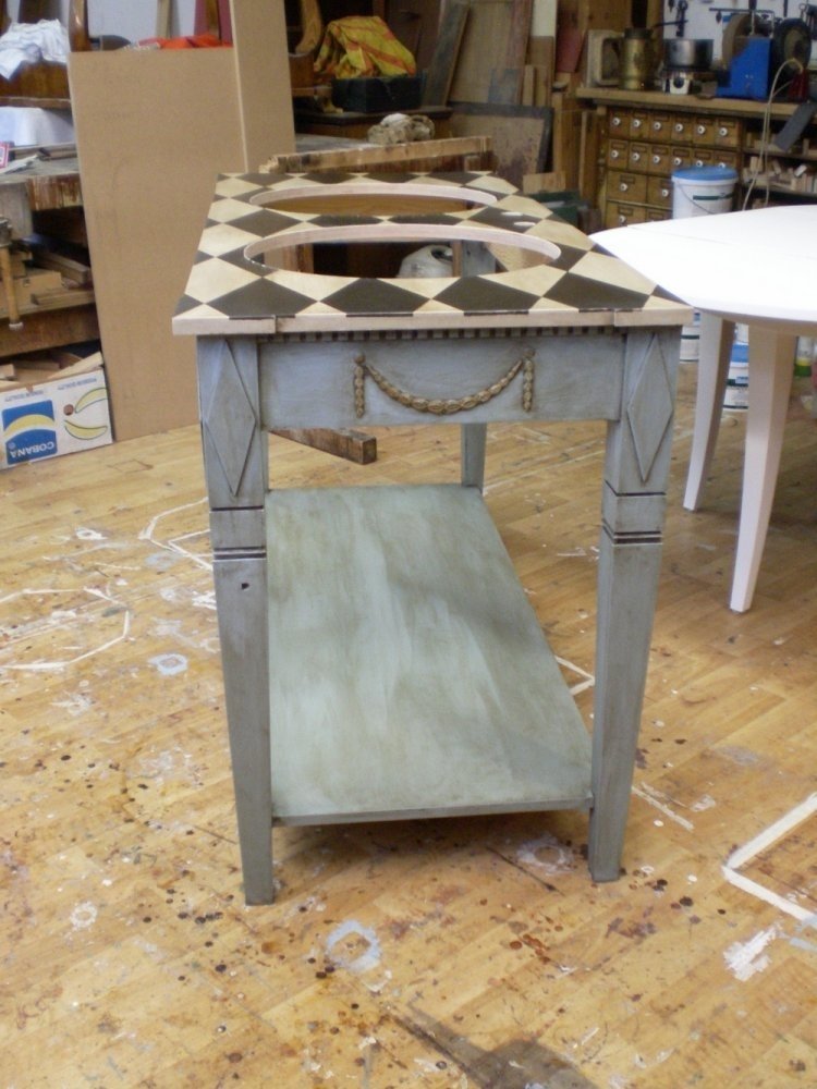 Möbelrestaurierung, Antiquitäten, Antiquitätenhandel, antike Möbel